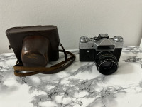 Fotoaparat Zenit-E sa objektivom koji se moze skinuti,ispravno,35mm