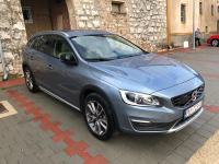 Volvo V60 Cross Country PRO D3 AT8