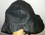 kapa / šeširić vodonepromočivi,futrani unutra,vel.2 -3 g., 2 eura ,Zg