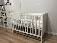 Ikea dječji krevetić + madrac + zaštita za madrac + posteljina
