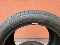 Gume Bridgestone RunFlat 305/40/20 LJETNE - 2kom. - odlično stanje!