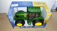 John Deere traktor igračka