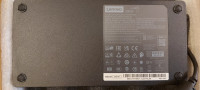 Punjač za laptop Lenovo ThinkPad Universal Slim 300W -

NOVO!