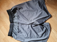 Vrhunske sportske hlače ADIDAS short 7" (S;X/S) cifovima na džepovima