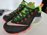Tenisice Nike Lebron 12 Remix Veličina 42