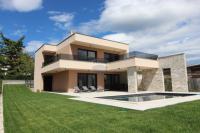 Istra, Kaštelir moderna kuća sa bazenom