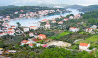 Korčula, Lumbarda – atraktivno građevinsko zemljište s pogledom na mor