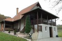 Kuća: Brestovac, 100.00 m2