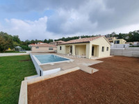 Labin okolica - moderna villa s bazenom u izgradnji