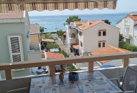 Novalja, dvosobni apartman s prekrasnim pogledom na more, bluzu plaže