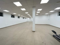 Poslovni prostor: Sinj, 200 m2