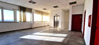 Poslovni prostor: Zaprešić, Krapinska, uredsko-skladišni, 2478 m2