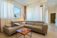 Prodaja prekrasnog stana novije gradnje u gradu Korčuli