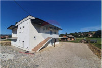 Renovirana kuća u Pofukima; 160m2 sa uporabnom doz