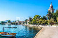 Split, Kaštel Štafilić, prekrasna vila za stanovanje i odmor