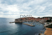 Stan: Dubrovnik, Stari Grad, 2-etažni stan za renoviranje! Odlična poz