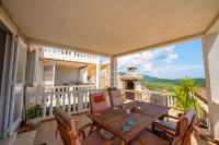 Prodaja tradicionalne dvojne kuće s prekrasnim pogledom na Korčuli