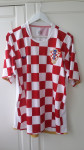 Originalni dres hrvatske nogometne reprezentacije iz 2006. godine