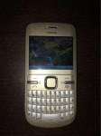 Nokia C3-00, prima HT, simpu i bonbon, ima punjač