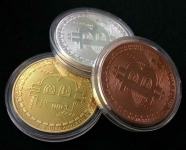 Bitcoin Coin Zlatni Srebrni Brončani kolekcionarski novčić .