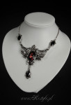 Gothic ogrlica “Divlja ruža”