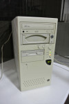 Retro kompjuter Pentium P54c,ispravno,Windowsi 98