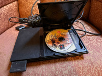 Playstation 2 s joystickom i igricom GTA San andreas - radi