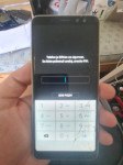 Samsung A8, razbijen ekran