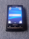 Sony Xperia X10 mini(E10i), sve mreže,sa punjačem --za kolekcionare