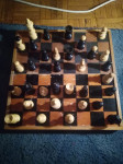 Stari drveni šah + stari drveni domino prodajem!!