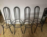 4 željezne stolice - 10 € kom
