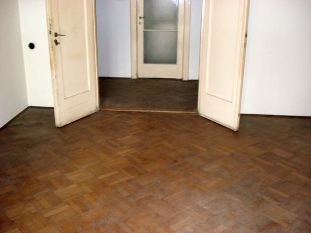4soban stan, 140 m2, 1. kat, NA SAMOM KVATRIĆU, 2 balkona