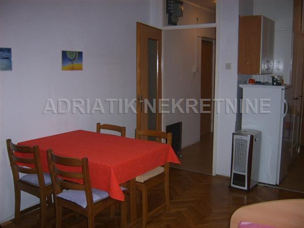 RIJEKA-VEŽICA,  1 SOBNI STAN