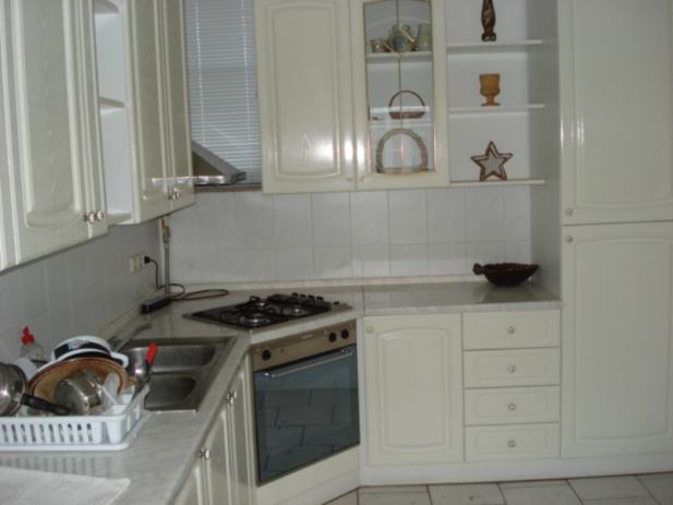 VELIKI stan TRG B. JELAČIĆA, 127m2,6sob.,4.kat lift