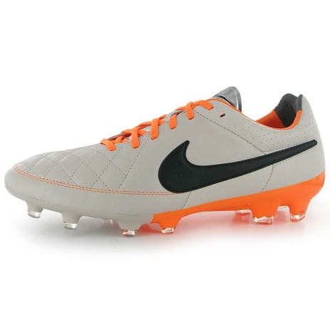 Nike Tiempo Legacy-->750