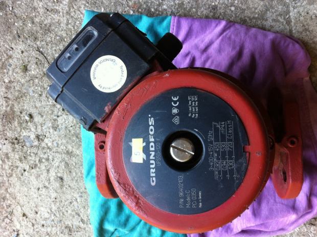 Cirkulacijske pumpe Grundfos UPS 50-60/2F i UPS 50-120F