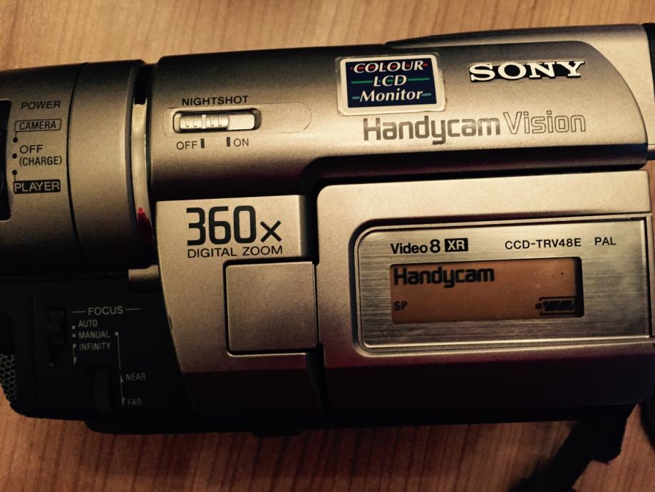 Sony HandyCam Vision Video 8 XR CCD TRV48E PAL