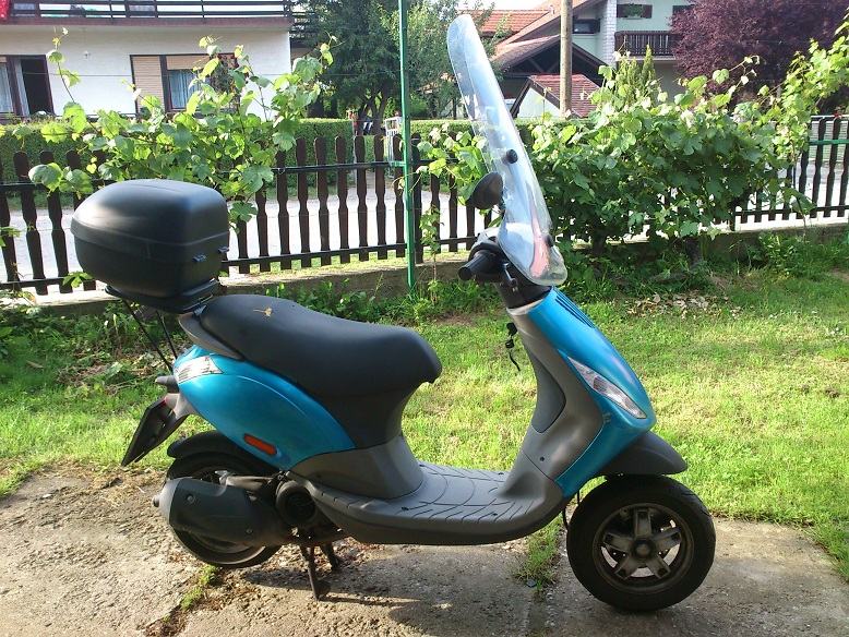 Piaggio Zip 125 cm3, 2001 god.