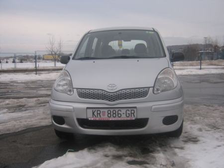 Used Toyota Yaris Verso 2003