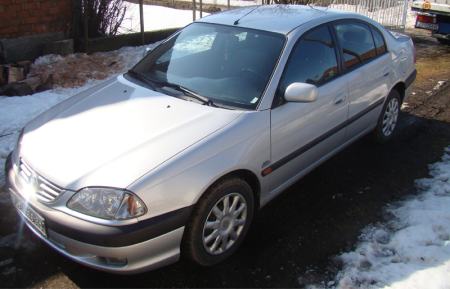 Used Toyota Avensis 2001