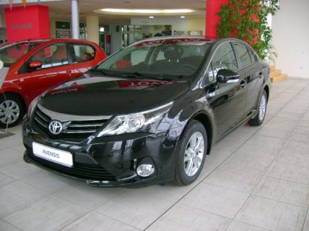 Used Toyota Avensis 2012