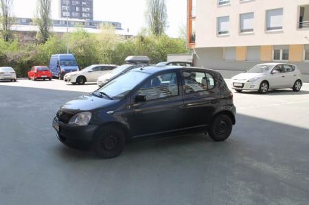 Used Toyota Yaris 2003