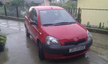 Used Toyota Yaris 2002