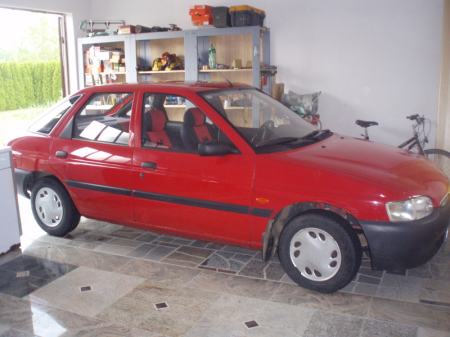 Used Ford Escort 1996
