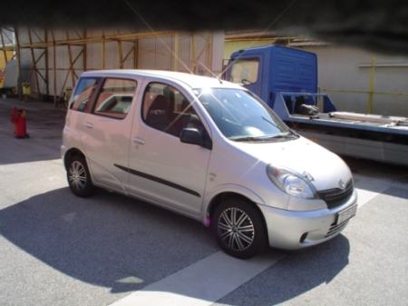 Used Toyota Yaris Verso 2002