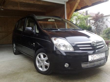 Used Toyota Corolla Verso 2002