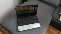 Prodajem Laptop  Acer Aspire E1-531