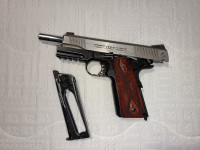 Airsof Colt cybergun