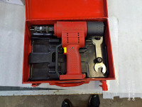 Gesipa Firebird akumulatorska kliješta za zakivne matice