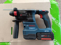 Bosch Professional Gbh 18V 22+ Bosch aku 4Ah